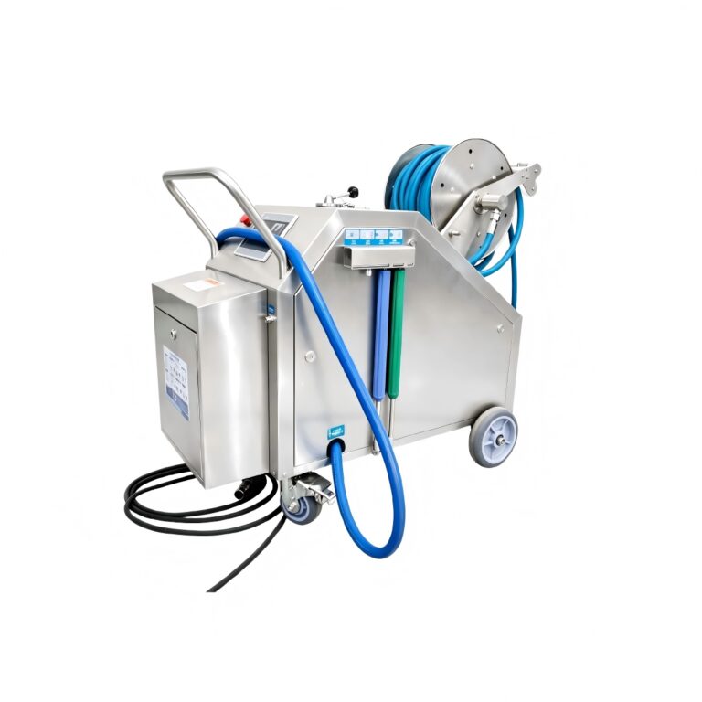 Foam cleaning machine for food processing factory